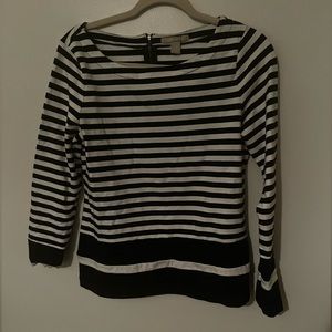 Black and white striped Banana Republic sweater medium